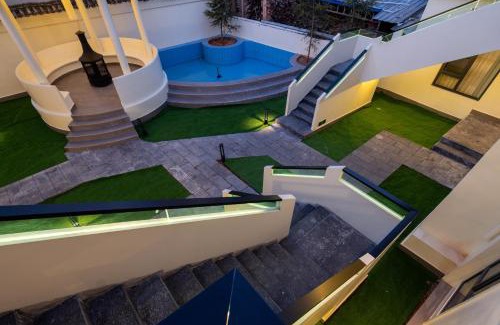 Shangri-La Hotel | 半渡供氧Holiday Villa设计师民宿