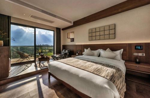Caicun Bed & Breakfast | 大理云拥山舍设计师民宿