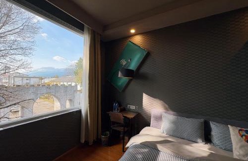 Dali Ancient Town House | 大理古城梵猫轻客栈