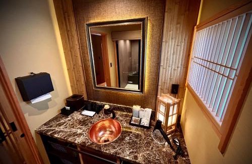 Hayama Hotel | 宿坊長運寺