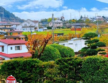Nishikatsura House | 富士山を眺められる宿 ゲストハウス花水木