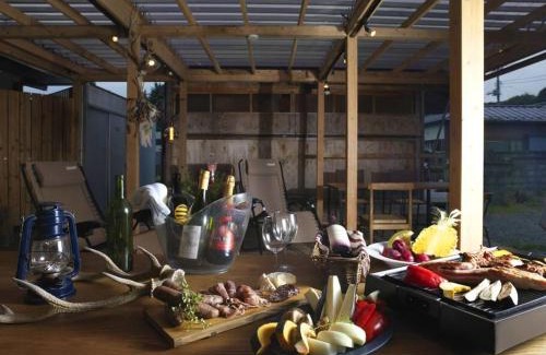 Minamitsuru-gun Villa | 富士山ビューの貸切宿 屋根付きウッドデッキでbbq可 浅間神社近く