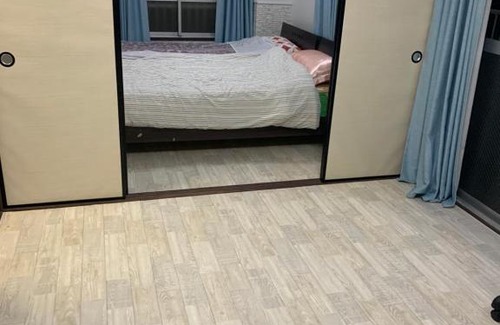 Kurosaki Apartment | 山下ホテル301