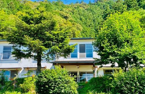 Niyodogawa House | 山茶小屋 Yamachagoya