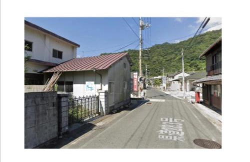 Kurahashi Apartment | 島のまくら