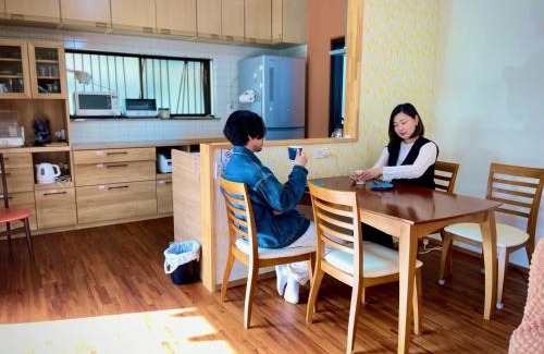 Tatsugo Apartment | 島の民泊 天川 -てぃんご- TINGO japanese kominka stay