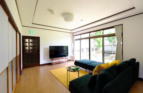 Nanasawa Onsen Villa | 平塚駅3分 無料駐車場付き 鎌倉 横浜 湘南観光に便利! Villa Hiratsuka ツバメキタル-Vacation Stay