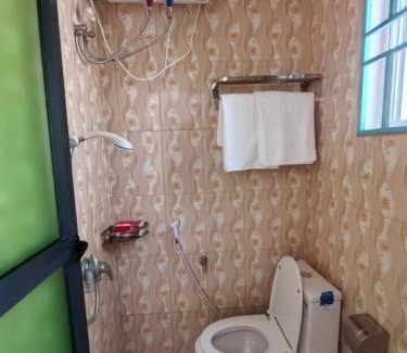 Dar es Salaam Hotel | 广东酒店 GuangDong Hotel