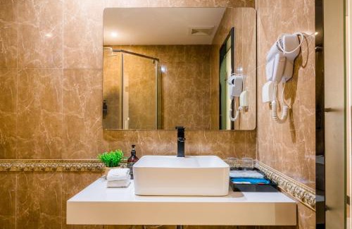 Baiyun Hotel | 广州维福顿白宫酒店