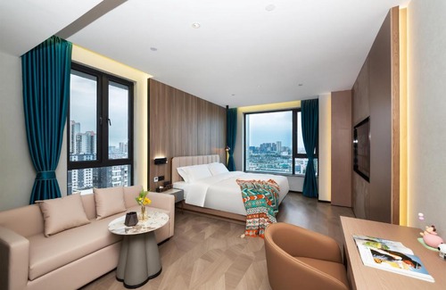 Qingbaijiang Hotel | 成都凡漫Meisu酒店