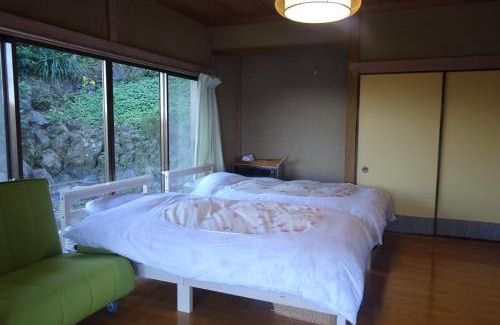 Kawana Apartment | 旅ポストのの花