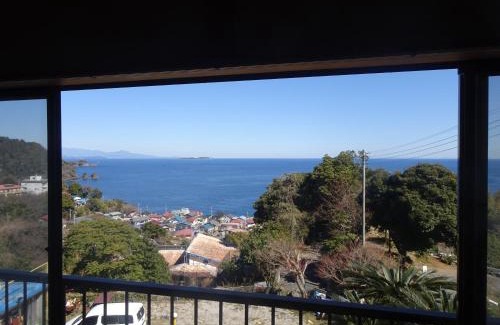 Kawana Apartment | 旅ポストのの花