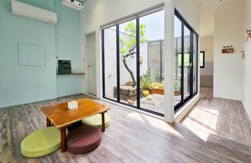 Tainan City Centre House | 樹舍包棟民宿開山館