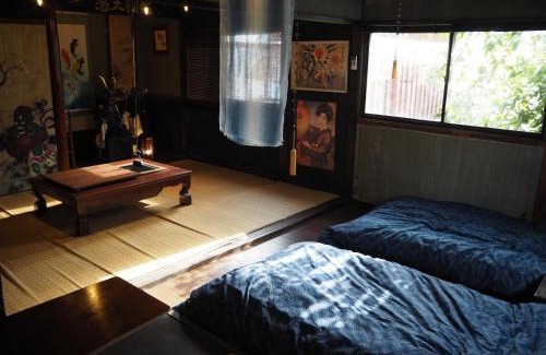 Higashi Ward House | 民泊カフェ Gootarian