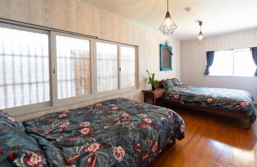 Makishi Apartment | 沖縄古民家お宿ななつぼし Okinawa Traditional House Nanatsuboshi