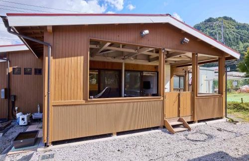 Fujikawaguchiko Villa | 河口湖でアウトドアを楽しむコテージCottage Harvest tree