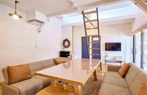 Fujikawaguchiko Villa | 河口湖でアウトドアを楽しむコテージCottage Harvest tree