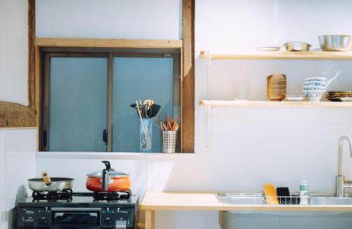 Iyo Villa | 海とふれあうための一軒貸し宿オリーブ