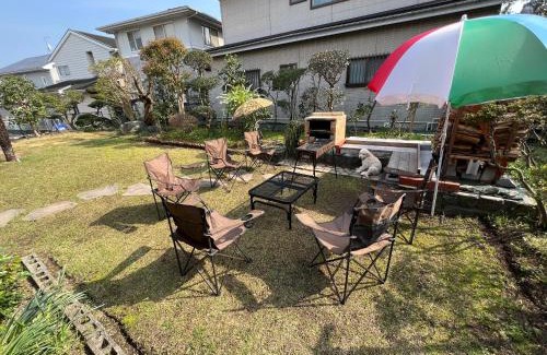 Ninomiya House | 湘南ソラル〜二宮の高台・アートな庭付き日本家屋121㎡／高速WiFi／芝生ドッグラン・ピザ窯BBQ有