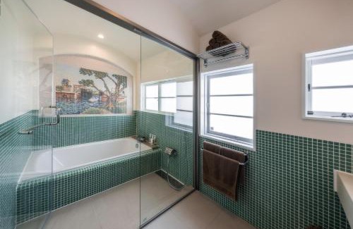 Dogo Hot Spring Apartment | 源泉かけ流しの一棟貸し温泉宿The Feet Dogo