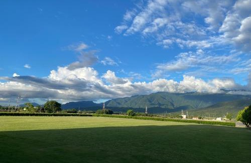Chishang House | 田裡面民宿