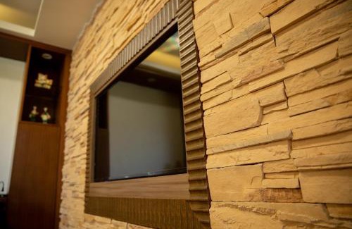 Jiaoxi House | 礁溪-泡在田裡-溫泉包棟民宿