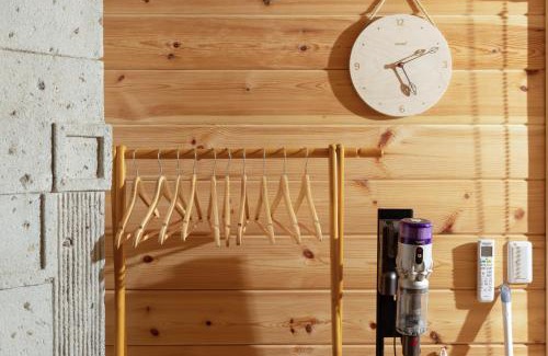 Hakone Ski Chalet | 箱根芦ノ隠 Ashi Hakone Cabin Retreat