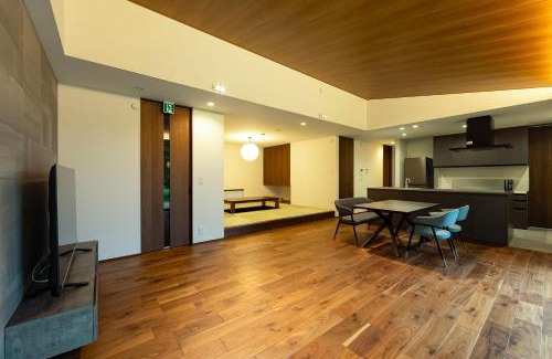 Nasu House | 緑と光が包む家