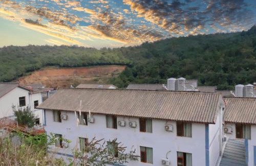Dongchuan District House | 红景轩酒店昆明东川红土地景区kunming Hongjingxuan Hotel