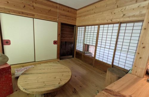 Kagamino-cho House | 自然と触れ合える宿みのむし