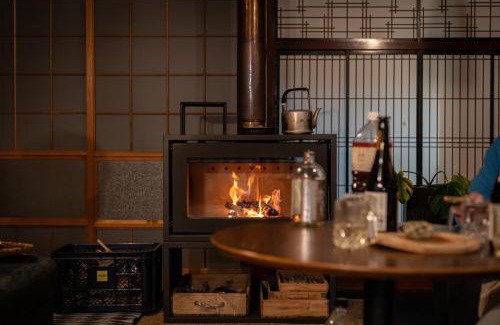 Kami House | 蔵サウナのある貸切古民家宿 ojirotomarlo