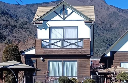 Oishi Ski Chalet | 貸別荘Lealeaプライベートコテージ