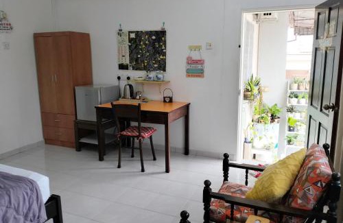 Kluang House | 阳台民宿 16 Terrace