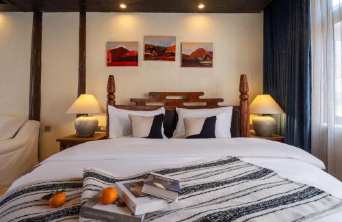 Shuhe Old Town Bed & Breakfast | 隅上人文生活设计师花园度假民宿