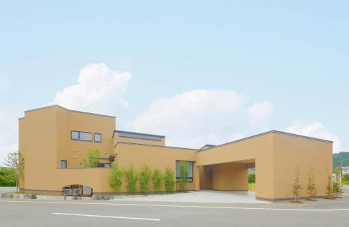 Makinohara Villa | 隠れ家アートヴィラ Villa Revolla