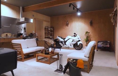 Yazu Apartment | 隼福二六四