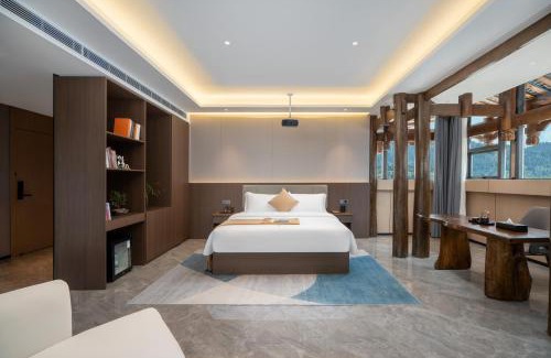 Xiangxi Hotel | 隽雅酒店芙蓉镇景区点