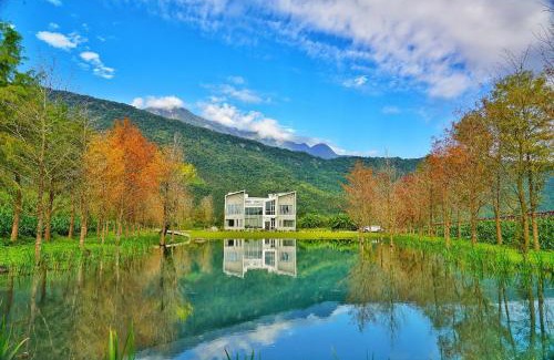 Shoufeng House | 靜樹湖民宿Jing Shuhu B&B