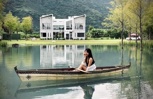 Shoufeng House | 靜樹湖民宿Jing Shuhu B&B