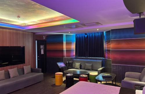 Xinwu District Hotel | 響悅汽車旅館