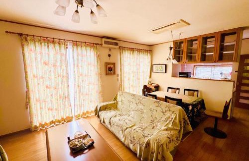 Koga Apartment | 麗静亭