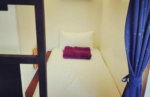 Xiaoliuqiu Hostel | 黑背包 Black Backpack 艙房式背包床