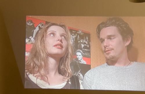 Hapjeong-dong Villa | 블랙앤우드 하우스, 합정역 도보 5분, 홍대 1정거장, 망원한강공원 Modern Cozy Seoul Loft, Hapjeong station 5 mins walk, Hongdae just 1 stop