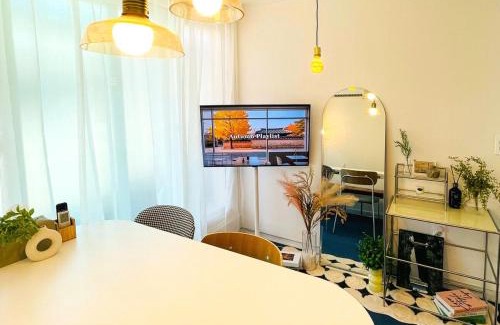 Seongdong-gu Apartment | 성수 안 스테이