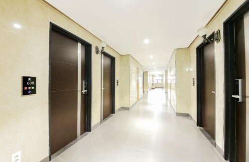 Yeon-dong Hotel | 썬랜드 호텔 제주