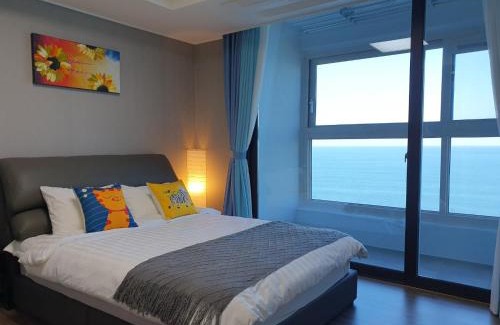 Buk-gu Apartment | 이스턴뷰 프리미엄 레지던스 100프로오션뷰