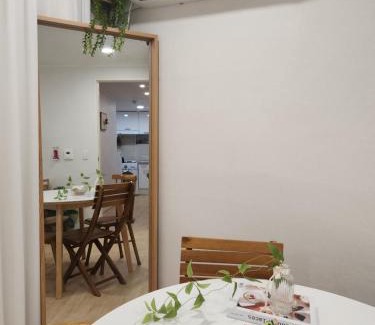 Cheonho-dong Apartment | 천호역,성수,롯데월드 Bom stay