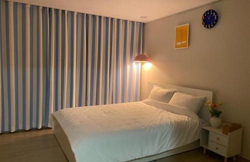 Goyang Apartment | 킨텍스 홍대 서울역 김포공항 고양종합운동장- Foreigner Only