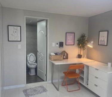 Seogang-dong Apartment | 한강과 홍대 도보5분 감성숙소 엘베,주차완비