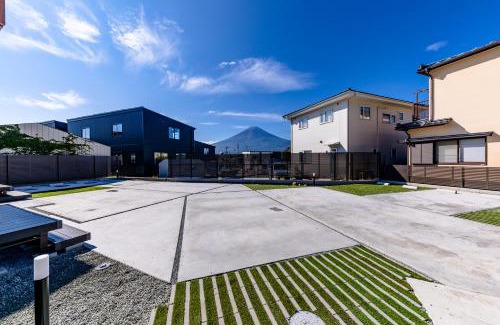 Fujikawaguchiko Villa | 05 Resort Club -然ZEN-